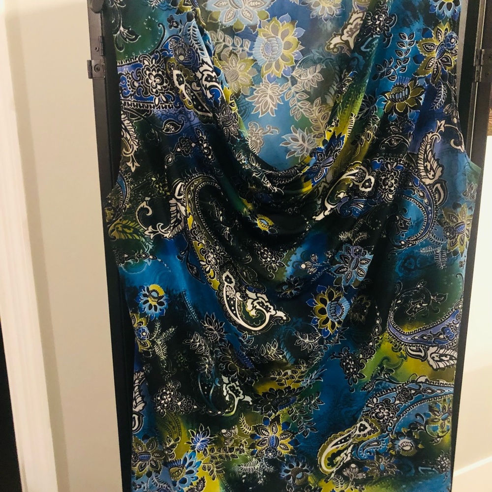 Women’s Carol Rose royal blue blouse